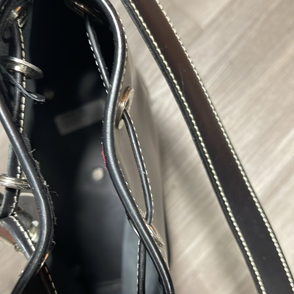 Dooney Bourke large leather drawstring bucket bag. Stunning leather. Signature - Picture 10 of 11